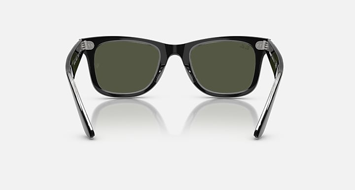 Black Frame Green Shade