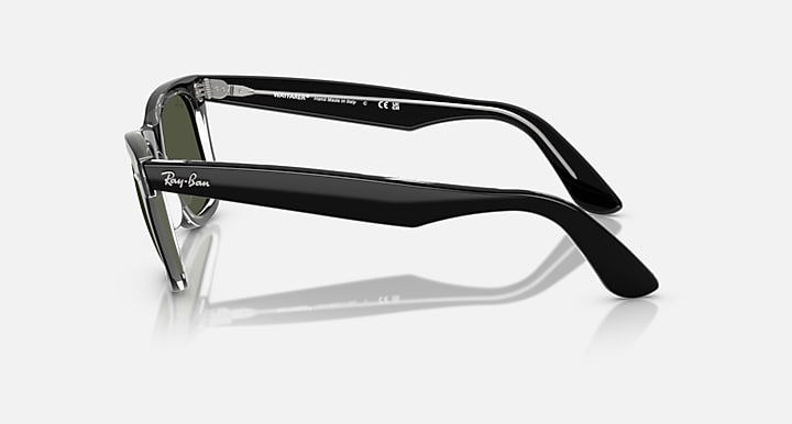 Black Frame Green Shade